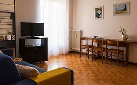 Joivy Welcoming 1Br Apt Next To Villa Olmo